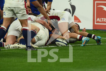 2022-03-19 - Gregory Alldritt (FRA) scores a try during the Six Nations 2022 rugby union match between France and England on March 19, 2022 at Stade de France in Saint-Denis, France - SIX NATIONS 2022 - FRANCE VS ENGLAND - SIX NATIONS - RUGBY