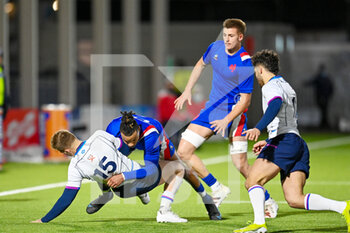 2022-02-25 - France's Jefferson Joseph tackles Scotland's Robin McClintock and is subsequently red carded for the tackle during the Under - 20 Six Nations 2022, rugby union match between Scotland and France on February 25, 2022 at the DAM Healthcare Stadium in Edinburgh, Scotland - UNDER - 20 SIX NATIONS 2022 - SCOTLAND VS FRANCE - WORLD CUP - RUGBY