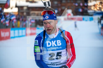 2022-12-17 - GUIGONNAT Antonin during the BMW IBU World Cup 2022, Annecy - Le Grand-Bornand, Men's 12,5 Km Pursuit, on December 17, 2022 in Le Grand-Bornand, France - BIATHLON - WORLD CUP - LE GRAND BORNAND - MEN'S 12,5 KM PURSUIT - BIATHLON - WINTER SPORTS