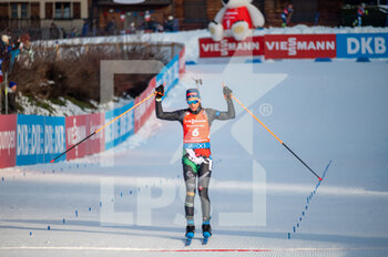 2022-12-17 - VITTOZZI Lisa during the BMW IBU World Cup 2022, Annecy - Le Grand-Bornand, Women's 10 Km Pursuit, on December 17, 2022 in Le Grand-Bornand, France - BIATHLON - WORLD CUP - LE GRAND BORNAND - WOMEN'S 10 KM PURSUIT - BIATHLON - WINTER SPORTS