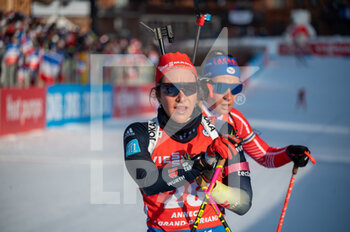 2022-12-17 - SCHNEIDER Sophia during the BMW IBU World Cup 2022, Annecy - Le Grand-Bornand, Women's 10 Km Pursuit, on December 17, 2022 in Le Grand-Bornand, France - BIATHLON - WORLD CUP - LE GRAND BORNAND - WOMEN'S 10 KM PURSUIT - BIATHLON - WINTER SPORTS
