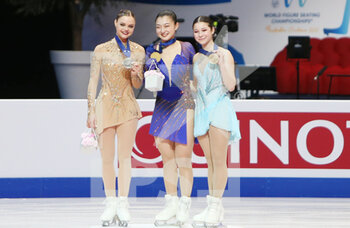 2022-03-25 - Lorna Hendrickx of Belgium, Kaori Sakamoto of Japan and Alysa Liu of USA during the ISU World Figure Skating Championships 2022 on March 25, 2022 at the Sud de France Arena in Montpellier, France - ISU WORLD FIGURE SKATING CHAMPIONSHIPS 2022 - ICE SKATING - WINTER SPORTS