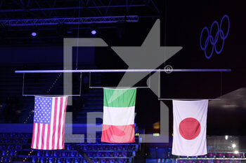 2022-12-10 - Flags of Italy, USA and Japan for the podium of Junior Men - 2022 ISU SKATING GRAND PRIX FINALS - DAY3 - ICE SKATING - WINTER SPORTS