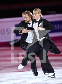 2022-12-11 - Kaitlin Hawayek and Jean-Luc Baker (USA - Senior Ice Dance 5th place) - 2022 ISU SKATING GRAND PRIX FINALS - DAY4 - ICE SKATING - WINTER SPORTS