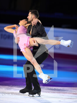 2022-12-11 - Lilah Fear and Lewis Gibson (Great Britain - Senior Ice Dance 4th place) - 2022 ISU SKATING GRAND PRIX FINALS - DAY4 - ICE SKATING - WINTER SPORTS