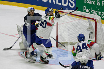 2022-05-18 - di PERNA Dylan, FRANK Daniel (Itlay) 
LECLERC Guillaume (France)  - WORLD CHAMPIONSHIP - FRANCE VS ITALY - ICE HOCKEY - WINTER SPORTS