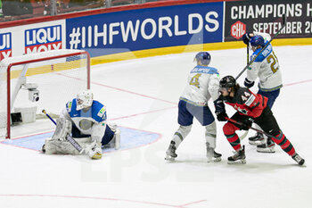 2022-05-19 - SHUTOV Andrei (Kazakhstan) 
COMTOIS Max (Canada) - WORLD CHAMPIONSHIP - CANADA VS KAZAKHSTAN - ICE HOCKEY - WINTER SPORTS