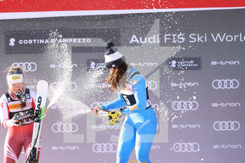 2022-01-23 - Elena Curtoni (ITA) - 2022 FIS SKI WORLD CUP - WOMEN SUPER GIANT - ALPINE SKIING - WINTER SPORTS