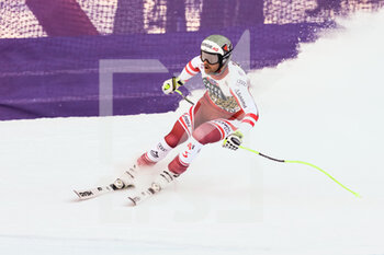2022-01-14 - WENGEN, SWITZERLAND - JANUARY 15: Vincent Kriechmayr of Austria in action during the 92nd Lauberhorn Race of FIS Alpine Ski World Cup on January 15, 2022 in Wengen, Switzerland. - 92ND LAUBERHORN RACE OF FIS ALPINE SKI WORLD CUP 2022 - ALPINE SKIING - WINTER SPORTS