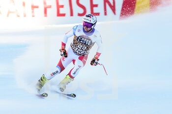 2022-01-14 - WENGEN, SWITZERLAND - JANUARY 15: Urs Kryenbuehl of Switzerland in action during the 92nd Lauberhorn Race of FIS Alpine Ski World Cup on January 15, 2022 in Wengen, Switzerland. - 92ND LAUBERHORN RACE OF FIS ALPINE SKI WORLD CUP 2022 - ALPINE SKIING - WINTER SPORTS