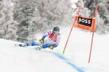2022-01-21 - KITZBUEHEL, AUSTRIA - JANUARY 21: Erik Arvidsson of United States in action during the Audi FIS Alpine Ski World Cup Men’s Downhill on January 21, 2022 in Kitzbuehel, Austria. - 2022 AUDI FIS ALPINE SKI WORLD CUP MEN’S DOWNHILL - ALPINE SKIING - WINTER SPORTS