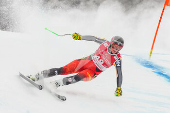 2022-01-21 - KITZBUEHEL, AUSTRIA - JANUARY 21: Broderick Thompson of Canada in action during the Audi FIS Alpine Ski World Cup Men’s Downhill on January 21, 2022 in Kitzbuehel, Austria. - 2022 AUDI FIS ALPINE SKI WORLD CUP MEN’S DOWNHILL - ALPINE SKIING - WINTER SPORTS