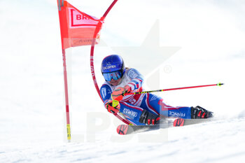 2022-03-06 - 06.03.2022, Lenzerheide, Lenzerheide, FIS Ski World Cup: Lenzerheide  Women's Giant Slalom, Tessa Worley (FRA) in action - FIS SKI WORLD CUP: LENZERHEIDE WOMEN'S GIANT SLALOM - ALPINE SKIING - WINTER SPORTS