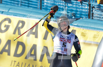 2022-12-10 - SKIING - FIS SKI WORLD CUP, 
Women's Giant Slalom
Sestriere, Piemonte, Italy
Saturday
HECTOR Sara 2° Place Women's Giant Slalom - WORLD CUP - WOMEN GIANT SLALOM - ALPINE SKIING - WINTER SPORTS