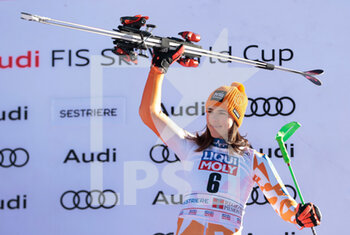 2022-12-10 - SKIING - FIS SKI WORLD CUP, 
Women's Giant Slalom
Sestriere, Piemonte, Italy
Saturday

 - WORLD CUP - WOMEN GIANT SLALOM - ALPINE SKIING - WINTER SPORTS