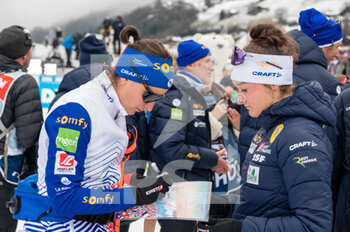 2022-12-16 - SIMON Julia and JEANMONNOT Lou during the BMW IBU World Cup 2022, Annecy - Le Grand-Bornand, Women's Sprint, on December 16, 2022 in Le Grand-Bornand, France - BIATHLON - WORLD CUP - LE GRAND BORNAND - WOMEN'S SPRINT - ALPINE SKIING - WINTER SPORTS