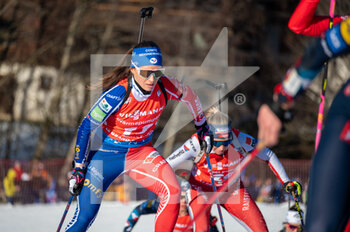 2022-12-18 - CHEVALIER-BOUCHET Anais during the BMW IBU World Cup 2022, Annecy - Le Grand-Bornand, Women's 12,5 Km Mass Start, on December 18, 2022 in Le Grand-Bornand, France - BIATHLON - WORLD CUP - LE GRAND BORNAND - WOMEN'S MASS START - ALPINE SKIING - WINTER SPORTS