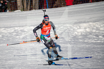 2022-12-18 - VITTOZZI Lisa during the BMW IBU World Cup 2022, Annecy - Le Grand-Bornand, Women's 12,5 Km Mass Start, on December 18, 2022 in Le Grand-Bornand, France - BIATHLON - WORLD CUP - LE GRAND BORNAND - WOMEN'S MASS START - ALPINE SKIING - WINTER SPORTS