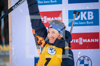 2022-12-18 - SIMON Julia during the BMW IBU World Cup 2022, Annecy - Le Grand-Bornand, Women's 12,5 Km Mass Start, on December 18, 2022 in Le Grand-Bornand, France - BIATHLON - WORLD CUP - LE GRAND BORNAND - WOMEN'S MASS START - ALPINE SKIING - WINTER SPORTS