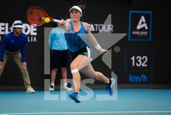 2022-01-03 - Tamara Zidansek of Slovenia in action during the first round match against Maria Sakkari of Greece at the 2022 Adelaide International WTA 500 tennis tournament on January 3, 2022 at Memorial Drive Tennis Centre in Adelaide, Australia - 2022 ADELAIDE INTERNATIONAL WTA 500 TENNIS TOURNAMENT - INTERNATIONALS - TENNIS