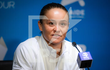 2022-01-03 - Ashleigh Barty of Australia talks to the media ahead of the 2022 Adelaide International WTA 500 tennis tournament on January 3, 2022 at Memorial Drive Tennis Centre in Adelaide, Australia - 2022 ADELAIDE INTERNATIONAL WTA 500 TENNIS TOURNAMENT - INTERNATIONALS - TENNIS