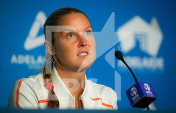 2022-01-05 - Shelby Rogers of the United States talks to the media after the second round at the 2022 Adelaide International WTA 500 tennis tournament on January 5, 2022 at Memorial Drive Tennis Centre in Adelaide, Australia - 2022 ADELAIDE INTERNATIONAL WTA 500 TENNIS TOURNAMENT - INTERNATIONALS - TENNIS
