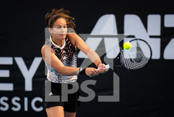 2022-01-10 - Daria Kasatkina of Russia in action against Sofia Kenin of the United States during the first round at the 2022 Sydney Tennis Classic, WTA 500 tennis tournament on January 10, 2022 at NSW Tennis Centre in Sydney, Australia - 2022 SYDNEY TENNIS CLASSIC, WTA 500 TENNIS TOURNAMENT - INTERNATIONALS - TENNIS
