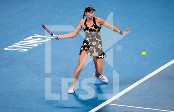 2022-01-10 - Elena Rybakina of Kazakhstan in action against Emma Raducanu of Great Britain during the first round at the 2022 Sydney Tennis Classic, WTA 500 tennis tournament on January 11, 2022 at NSW Tennis Centre in Sydney, Australia - 2022 SYDNEY TENNIS CLASSIC, WTA 500 TENNIS TOURNAMENT - INTERNATIONALS - TENNIS