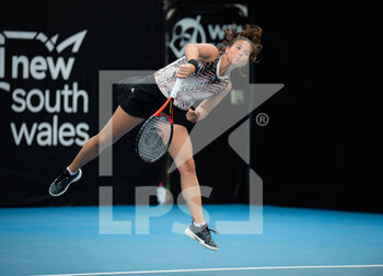2022-01-11 - Daria Kasatkina of Russia in action against Elise Mertens of Belgium during the second round of the 2022 Sydney Tennis Classic, WTA 500 tennis tournament on January 12, 2022 at NSW Tennis Centre in Sydney, Australia - 2022 SYDNEY TENNIS CLASSIC, WTA 500 TENNIS TOURNAMENT - INTERNATIONALS - TENNIS