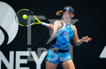 2022-01-11 - Elise Mertens of Belgium in action against Daria Kasatkina of Russia during the second round of the 2022 Sydney Tennis Classic, WTA 500 tennis tournament on January 12, 2022 at NSW Tennis Centre in Sydney, Australia - 2022 SYDNEY TENNIS CLASSIC, WTA 500 TENNIS TOURNAMENT - INTERNATIONALS - TENNIS