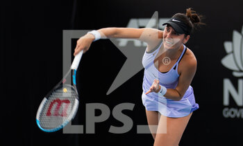 2022-01-11 - Oceane Dodin of France in action against Belinda Bencic of Switzerland during the second round of the 2022 Sydney Tennis Classic, WTA 500 tennis tournament on January 12, 2022 at NSW Tennis Centre in Sydney, Australia - 2022 SYDNEY TENNIS CLASSIC, WTA 500 TENNIS TOURNAMENT - INTERNATIONALS - TENNIS