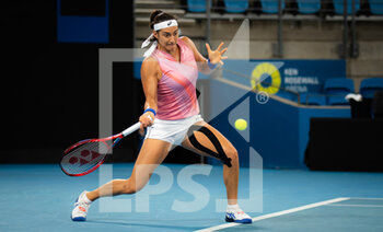 2022-01-12 - Caroline Garcia of France in action against Barbora Krejcikova of the Czech Republic during the quarter-final of the 2022 Sydney Tennis Classic, WTA 500 tennis tournament on January 13, 2022 at NSW Tennis Centre in Sydney, Australia - 2022 SYDNEY TENNIS CLASSIC, WTA 500 TENNIS TOURNAMENT - INTERNATIONALS - TENNIS