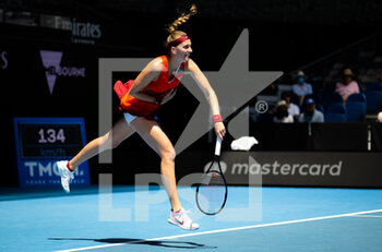 2022-01-18 - Petra Kvitova of the Czech Republic in action against Sorana Cirstea of Romania during the first round of the 2022 Australian Open, WTA Grand Slam tennis tournament on January 18, 2022 at Melbourne Park in Melbourne, Australia - 2022 AUSTRALIAN OPEN, WTA GRAND SLAM TENNIS TOURNAMENT - INTERNATIONALS - TENNIS