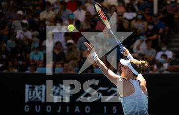 2022-01-19 - Alison Riske of the United States in action against Jelena Ostapenko of Latvia during the second round of the 2022 Australian Open, WTA Grand Slam tennis tournament on January 19, 2022 at Melbourne Park in Melbourne, Australia - 2022 AUSTRALIAN OPEN, WTA GRAND SLAM TENNIS TOURNAMENT - INTERNATIONALS - TENNIS