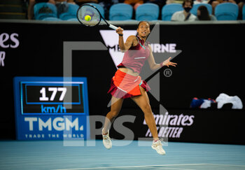 2022-01-19 - Qinwen Zheng of China in action against Maria Sakkari of Greece during the second round of the 2022 Australian Open, WTA Grand Slam tennis tournament on January 19, 2022 at Melbourne Park in Melbourne, Australia - 2022 AUSTRALIAN OPEN, WTA GRAND SLAM TENNIS TOURNAMENT - INTERNATIONALS - TENNIS