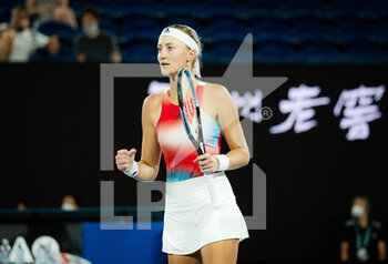 2022-01-28 - Kristina Mladenovic of France in action during the mixed doubles final with partner Ivan Dodig at the 2022 Australian Open, Grand Slam tennis tournament on January 28, 2022 at Melbourne Park in Melbourne, Australia - 2022 AUSTRALIAN OPEN, GRAND SLAM TENNIS TOURNAMENT - INTERNATIONALS - TENNIS