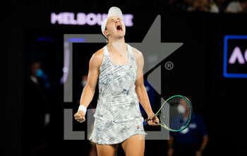 2022-01-29 - Ashleigh Barty of Australia reacts to winning against Danielle Collins of United States the final of the 2022 Australian Open, Grand Slam tennis tournament on January 29, 2022 at Melbourne Park in Melbourne, Australia - 2022 AUSTRALIAN OPEN, GRAND SLAM TENNIS TOURNAMENT - INTERNATIONALS - TENNIS