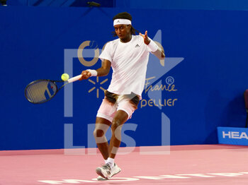 2022-02-04 - Mikael Ymer of Sweden in action against Richard Gasquet of France during the quarter-finals of the Open Sud de France 2022, ATP 250 tennis tournament on February 4, 2022 at Sud de France Arena in Montpellier, France - OPEN SUD DE FRANCE 2022, ATP 250 TENNIS TOURNAMENT - INTERNATIONALS - TENNIS