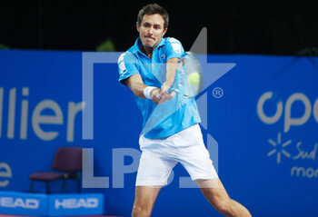 2022-02-05 - Edouard Roger-Vasselin of France during the Double semi-finals at the Open Sud de France 2022, ATP 250 tennis tournament on February 5, 2022 at Sud de France Arena in Montpellier, France - OPEN SUD DE FRANCE 2022, ATP 250 TENNIS TOURNAMENT - INTERNATIONALS - TENNIS