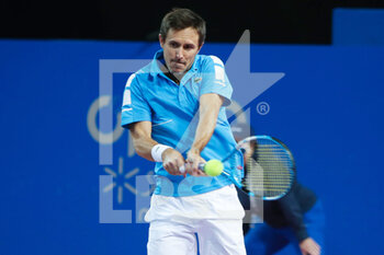2022-02-05 - Edouard Roger-Vasselin of France during the Double semi-finals at the Open Sud de France 2022, ATP 250 tennis tournament on February 5, 2022 at Sud de France Arena in Montpellier, France - OPEN SUD DE FRANCE 2022, ATP 250 TENNIS TOURNAMENT - INTERNATIONALS - TENNIS