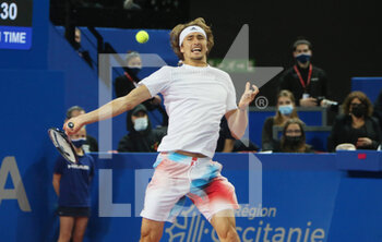 2022-02-06 - Alexander Zverev of Germany in action against Alexander Bublik of Kazakhstan during the final of the Open Sud de Fance 2022, ATP 250 tennis tournament on February 6, 2022 at Sud de France Arena in Montpellier France - OPEN SUD DE FRANCE 2022, ATP 250 TENNIS TOURNAMENT - INTERNATIONALS - TENNIS
