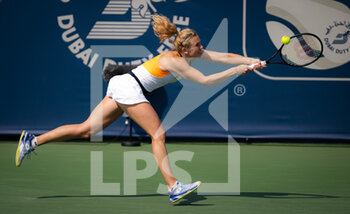 2022-02-14 - Katerina Siniakova of the Czech Republic in action against Jil Teichmann of Switzerland during the final qualifications round of the 2022 Dubai Duty Free Tennis Championships WTA 1000 tennis tournament on February 14, 2022 at The Aviation Club Tennis Centre in Dubai, UAE - 2022 DUBAI DUTY FREE TENNIS CHAMPIONSHIPS WTA 1000 TENNIS TOURNAMENT - INTERNATIONALS - TENNIS