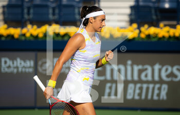 2022-02-14 - Caroline Garcia of France in action against Barbora Krejcikova of the Czech Republic during the first round of the 2022 Dubai Duty Free Tennis Championships WTA 1000 tennis tournament on February 14, 2022 at The Aviation Club Tennis Centre in Dubai, UAE - 2022 DUBAI DUTY FREE TENNIS CHAMPIONSHIPS WTA 1000 TENNIS TOURNAMENT - INTERNATIONALS - TENNIS