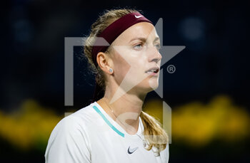 2022-02-14 - Petra Kvitova of the Czech Republic in action against Camila Giorgi of Italy during the first round of the 2022 Dubai Duty Free Tennis Championships WTA 1000 tennis tournament on February 14, 2022 at The Aviation Club Tennis Centre in Dubai, UAE - 2022 DUBAI DUTY FREE TENNIS CHAMPIONSHIPS WTA 1000 TENNIS TOURNAMENT - INTERNATIONALS - TENNIS