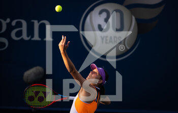 2022-02-15 - Varvara Gracheva of Russia in action against Ajla Tomljanovic of Australia during the first round of the 2022 Dubai Duty Free Tennis Championships WTA 1000 tennis tournament on February 15, 2022 at The Aviation Club Tennis Centre in Dubai, UAE - 2022 DUBAI DUTY FREE TENNIS CHAMPIONSHIPS WTA 1000 TENNIS TOURNAMENT - INTERNATIONALS - TENNIS