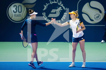 2022-02-17 - Elise Mertens of Belgium, Veronika Kudermetova of Russia in action during the doubles quarter-final of the 2022 Dubai Duty Free Tennis Championships WTA 1000 tennis tournament on February 17, 2022 at The Aviation Club Tennis Centre in Dubai, UAE - 2022 DUBAI DUTY FREE TENNIS CHAMPIONSHIPS WTA 1000 TENNIS TOURNAMENT - INTERNATIONALS - TENNIS