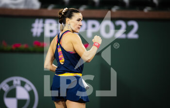 2022-03-10 - Nuria Parrizas Diaz of Spain in action against Shelby Rogers of the United States during the first round of the 2022 BNP Paribas Open, WTA 1000 tennis tournament on March 10, 2022 at Indian Wells Tennis Garden in Indian Wells, USA - 2022 BNP PARIBAS OPEN, WTA 1000 TENNIS TOURNAMENT - INTERNATIONALS - TENNIS