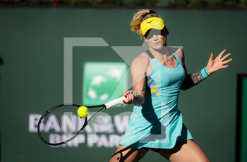 2022-03-12 - Tereza Martincova of the Czech Republic in action against Paula Badosa of Spain during the second round of the 2022 BNP Paribas Open, WTA 1000 tennis tournament on March 12, 2022 at Indian Wells Tennis Garden in Indian Wells, USA - 2022 BNP PARIBAS OPEN, WTA 1000 TENNIS TOURNAMENT - INTERNATIONALS - TENNIS