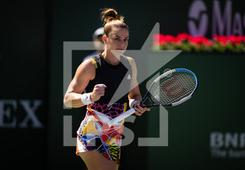 2022-03-14 - Maria Sakkari of Greece in action against Petra Kvitova of the Czech Republic during the third round of the 2022 BNP Paribas Open, WTA 1000 tennis tournament on March 14, 2022 at Indian Wells Tennis Garden in Indian Wells, USA - 2022 BNP PARIBAS OPEN, WTA 1000 TENNIS TOURNAMENT - INTERNATIONALS - TENNIS