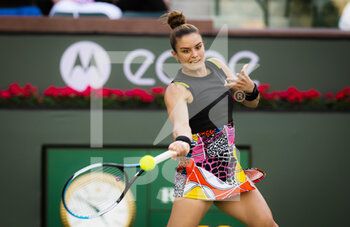 2022-03-15 - Maria Sakkari of Greece in action against Daria Saville of Australia during the fourth round of the 2022 BNP Paribas Open, WTA 1000 tennis tournament on March 15, 2022 at Indian Wells Tennis Garden in Indian Wells, USA - 2022 BNP PARIBAS OPEN, WTA 1000 TENNIS TOURNAMENT - INTERNATIONALS - TENNIS